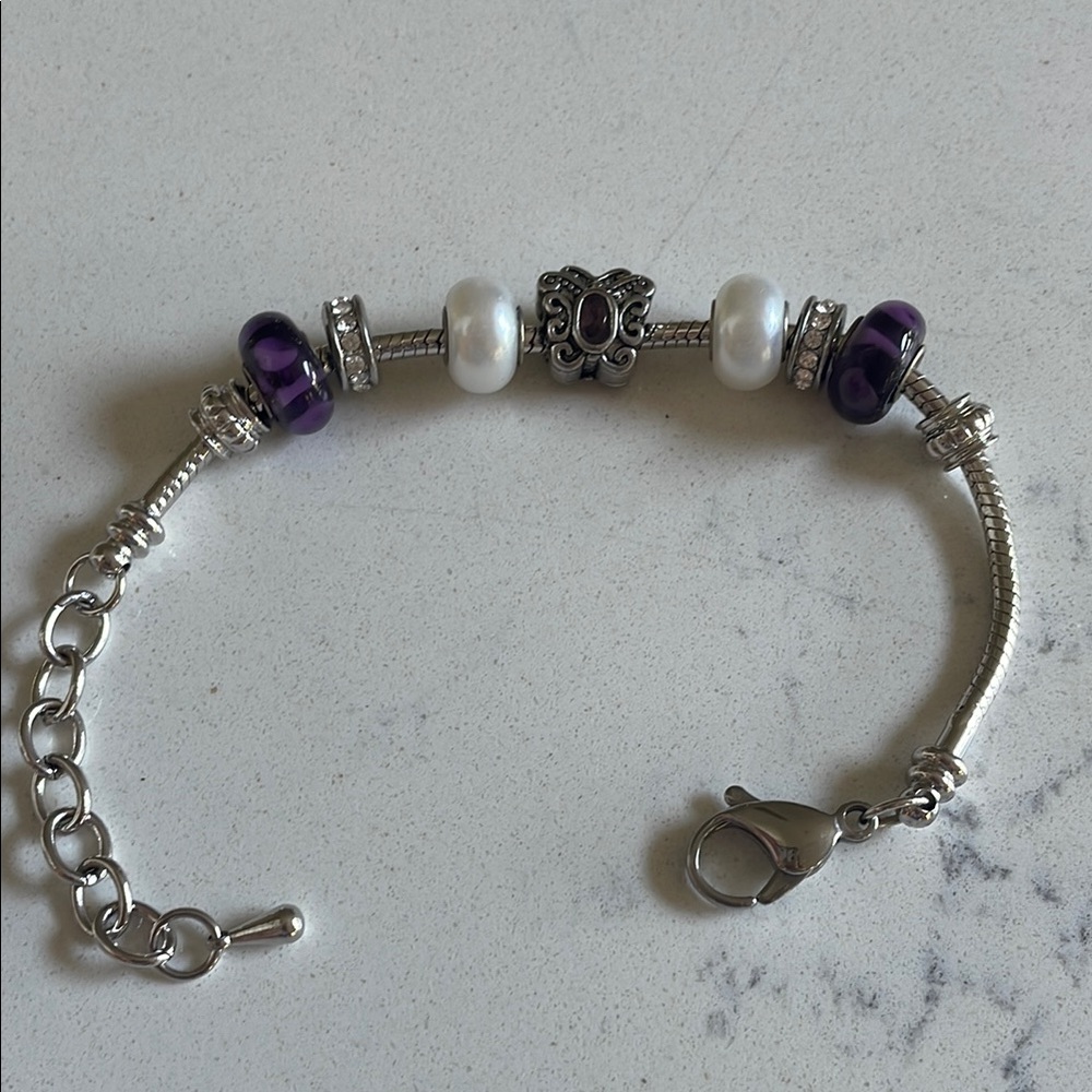 Elegant Silver and Purple Beaded Bracelet